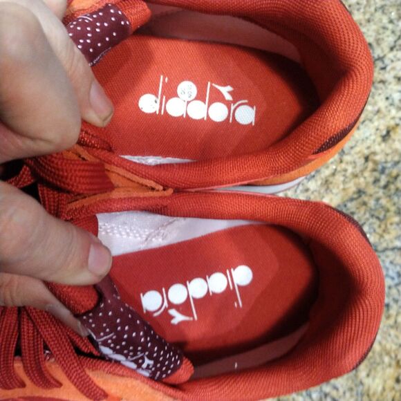 Diadora N92 Cherry Red Men's 9 Wm 11 Running Classic Sneaker - Picture 10 of 12